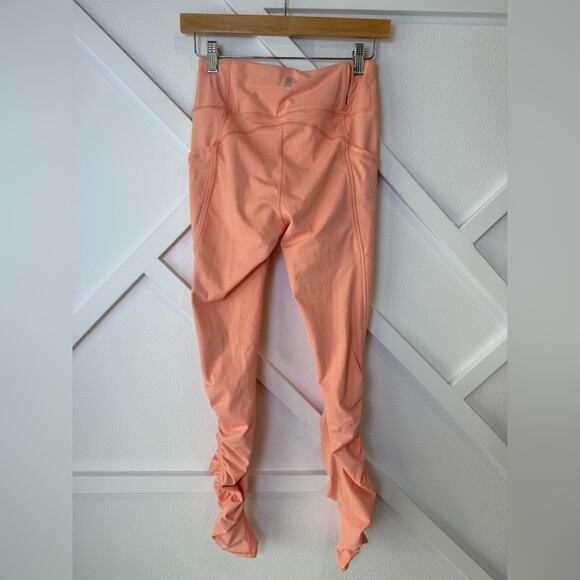 Free People Movement Wonderland Warmth Run Leggings Winter Melon Size Small - Picture 4 of 11